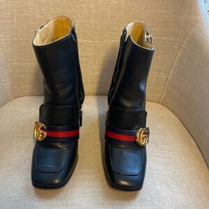 Gucci
Peyton Web-Strap Leather Ankle Boot, Black